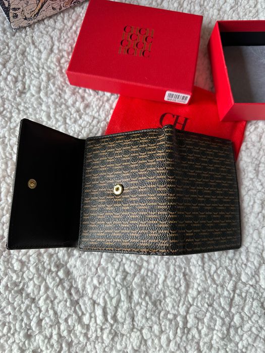 Porfel mały Carolina Herrera Logo monogram w pudełku nowy