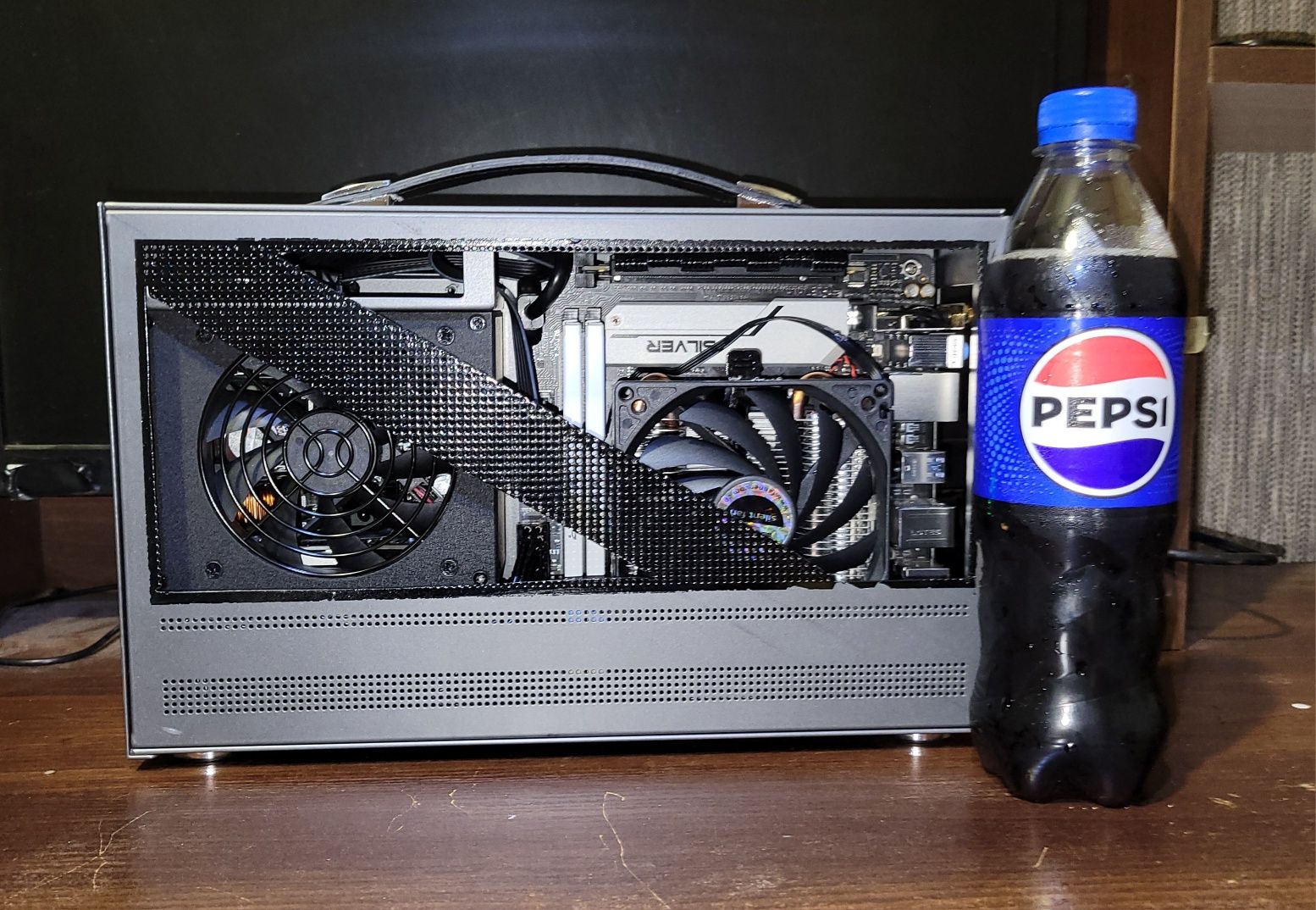 Корпус mini itx пк + Райзер 4.0