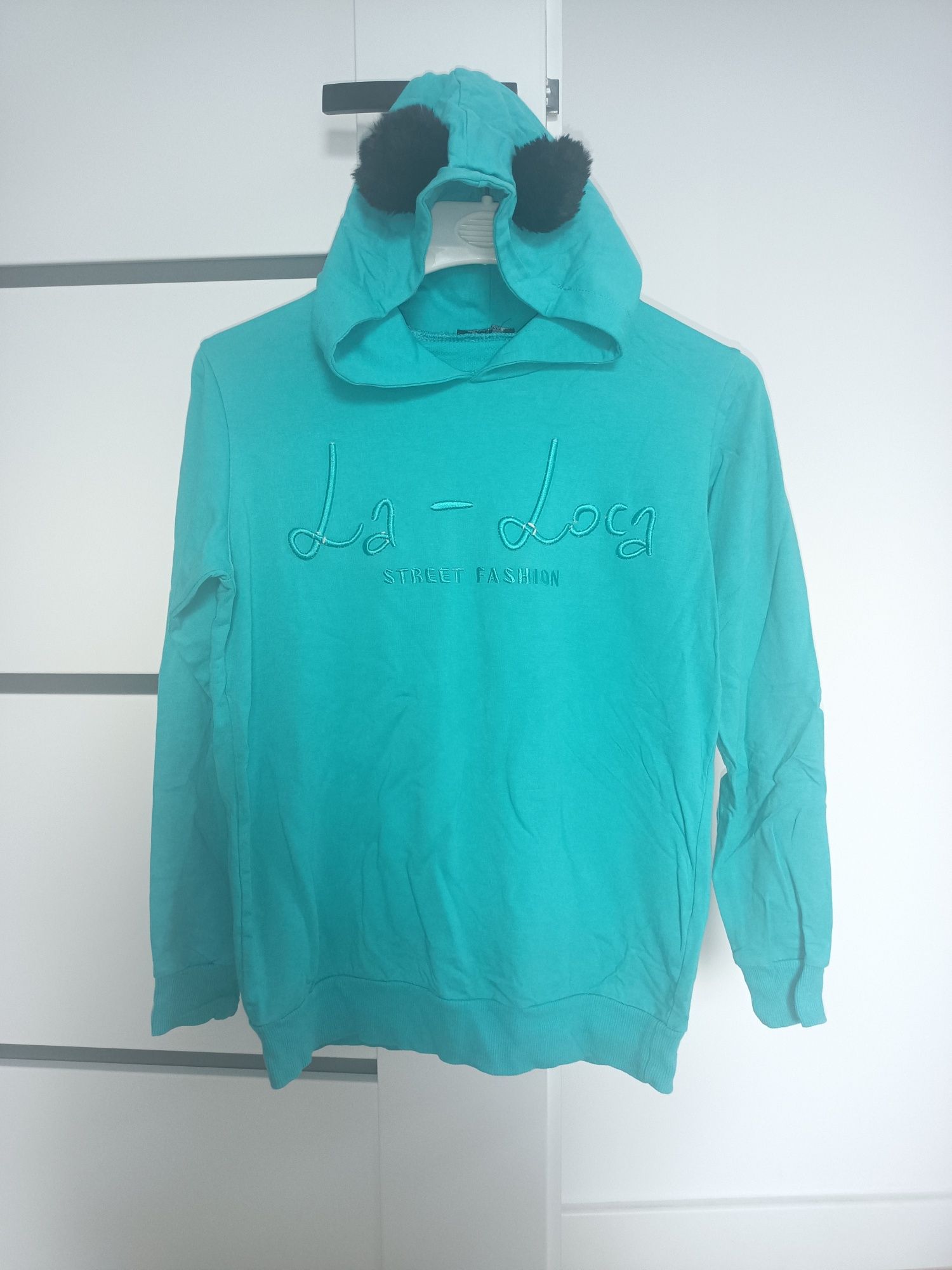 Bluza z pomponami r 158