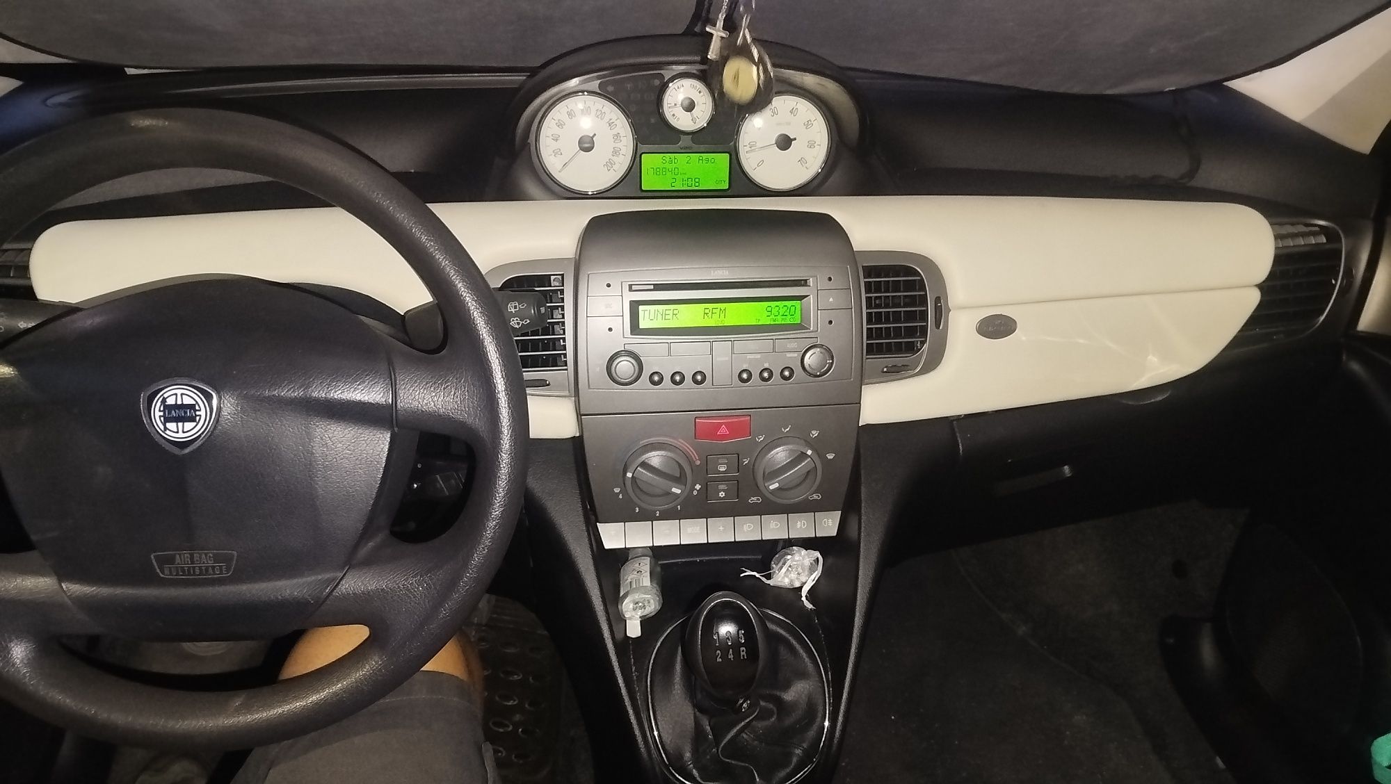 Vendo Lancia ypslon 1.3 MultiJet