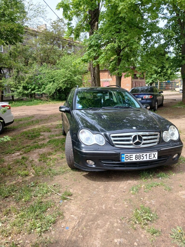 ПРОДАЮ  Mercedes-benz c220 CDI