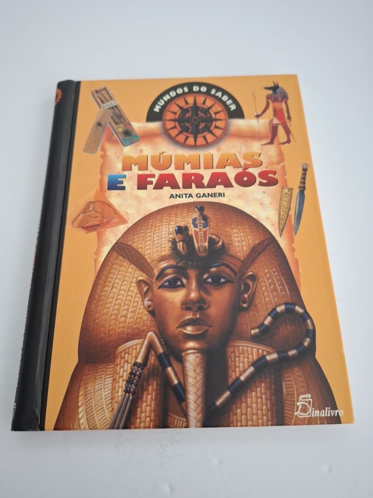 Livro Múmias e Faraós de Anita Ganeri