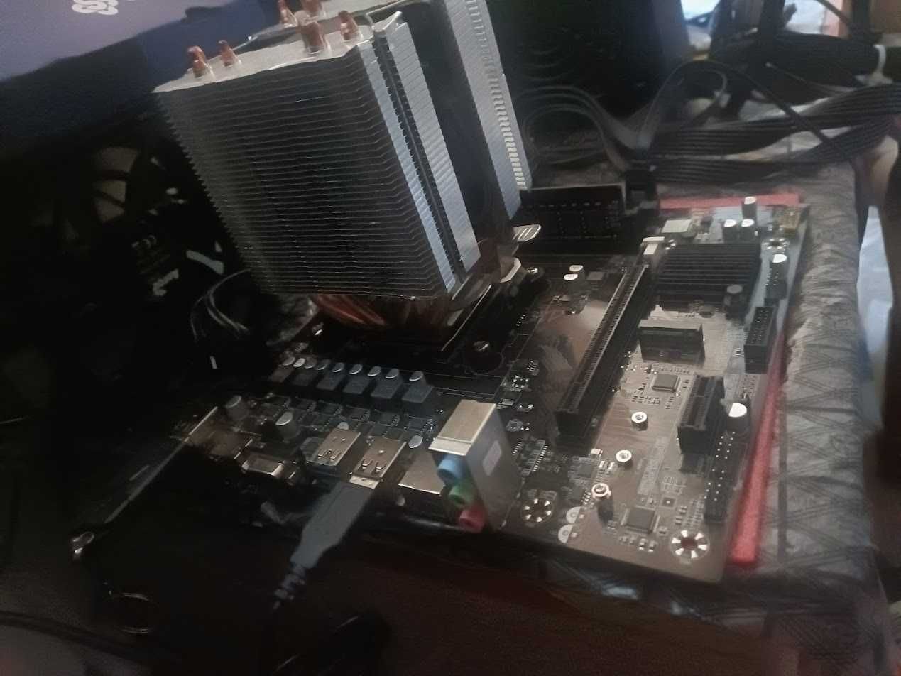 Комплект Ryzen 7 2700X / 16GB DDR4 / B450 / кулер 6 мідних трубок