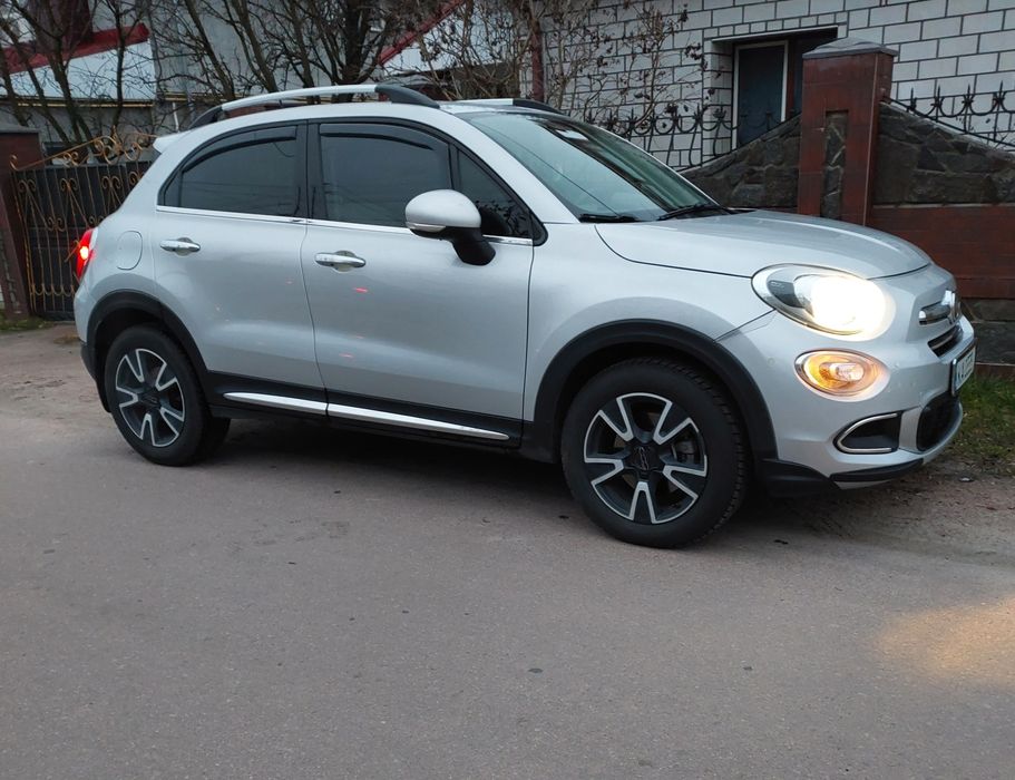 Автомобіль Fiat 500X