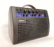 Wzmacniacz do gitary Yamaha, akumulator,  AUX  Chorus, Distortion, De