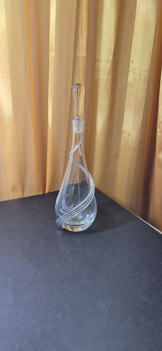 Piękna stara szklana designerska karafka vintage T28