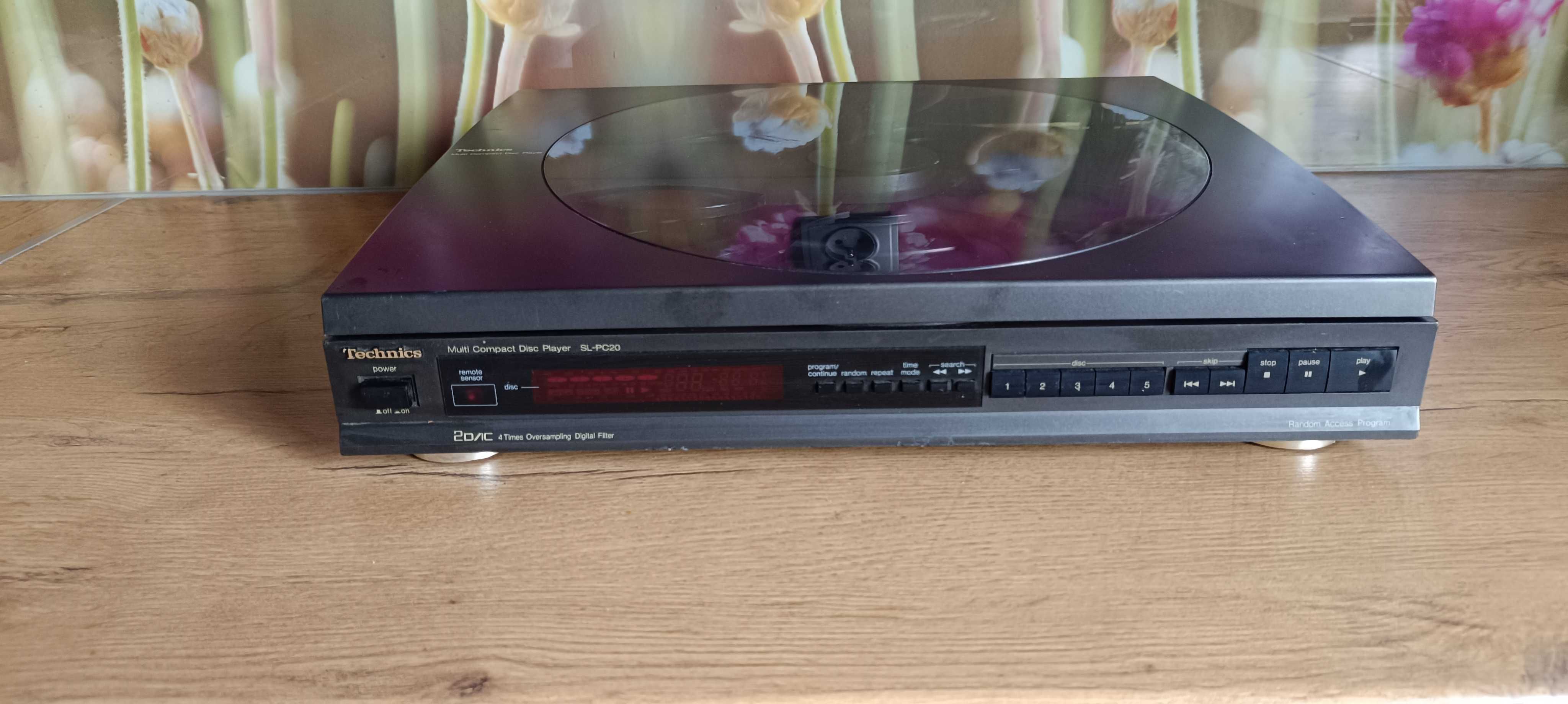 Zmieniarką Techniksa SL-PC20