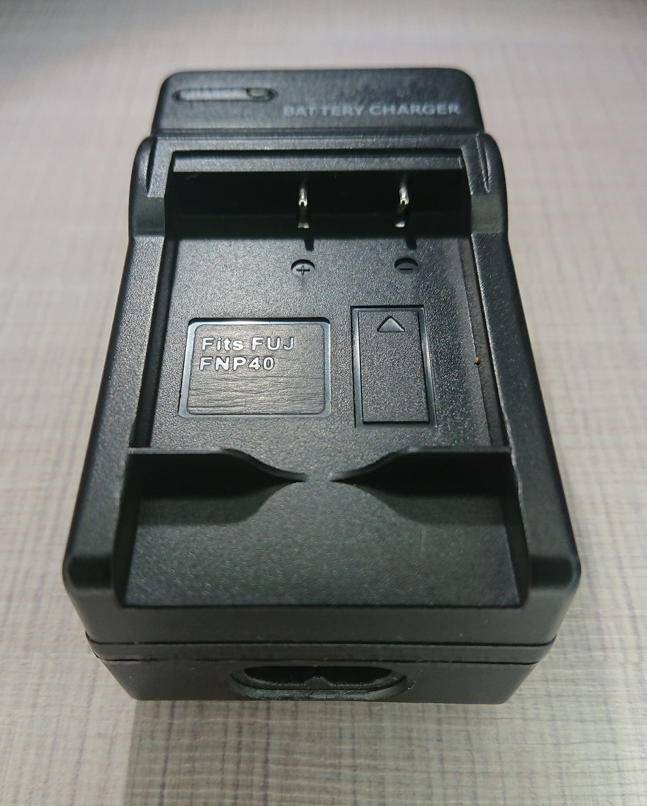 Зарядное устройство NP-40,KLIC-7005,SLB-0737,D-LI8,CGA-S004,DMV-BCB7