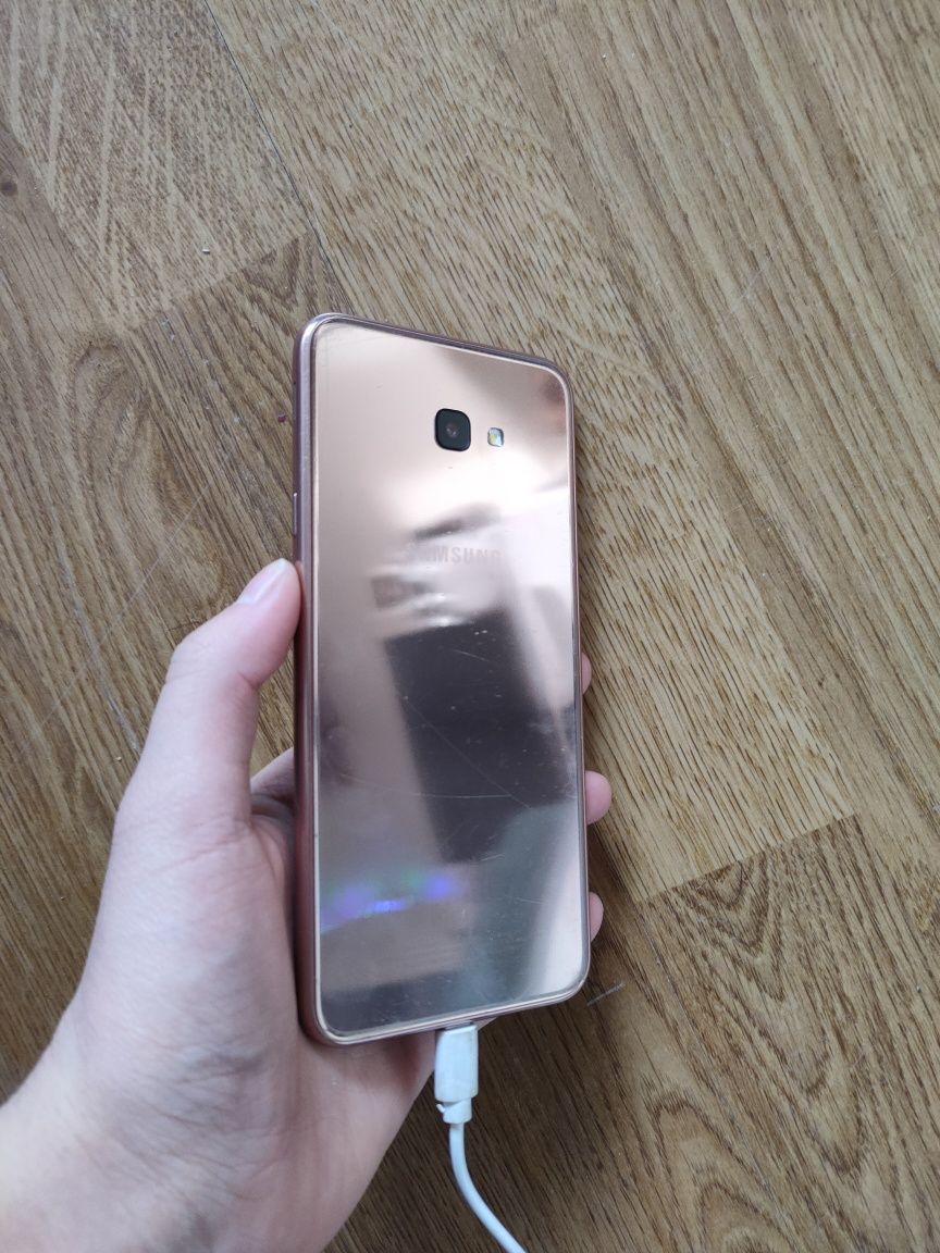 Samsung J4+ złoty