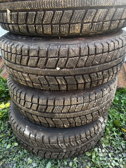 Продам зимой комплект рищини з тітанами R13