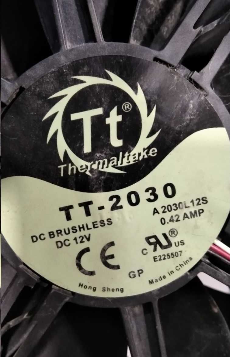 вентилятор -  кулер 200мм Thermaltake tt-2030