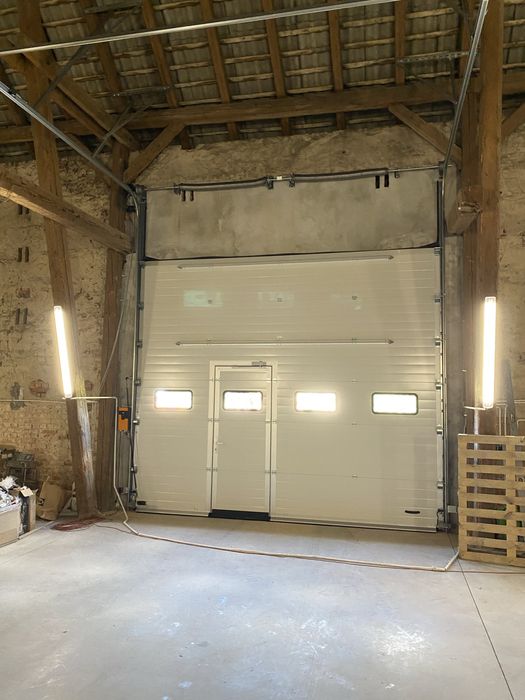 Magazyn Hala 256 m2 brama elektryczna, monitoring