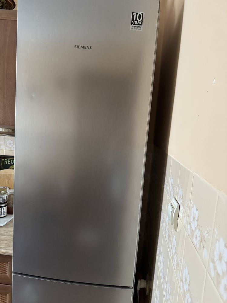 Холодильник Siemens nofrost