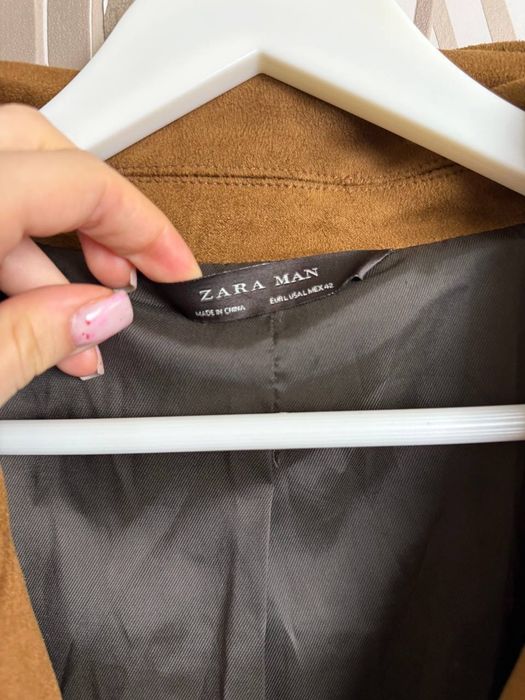 Чоловіча косуха ZARA