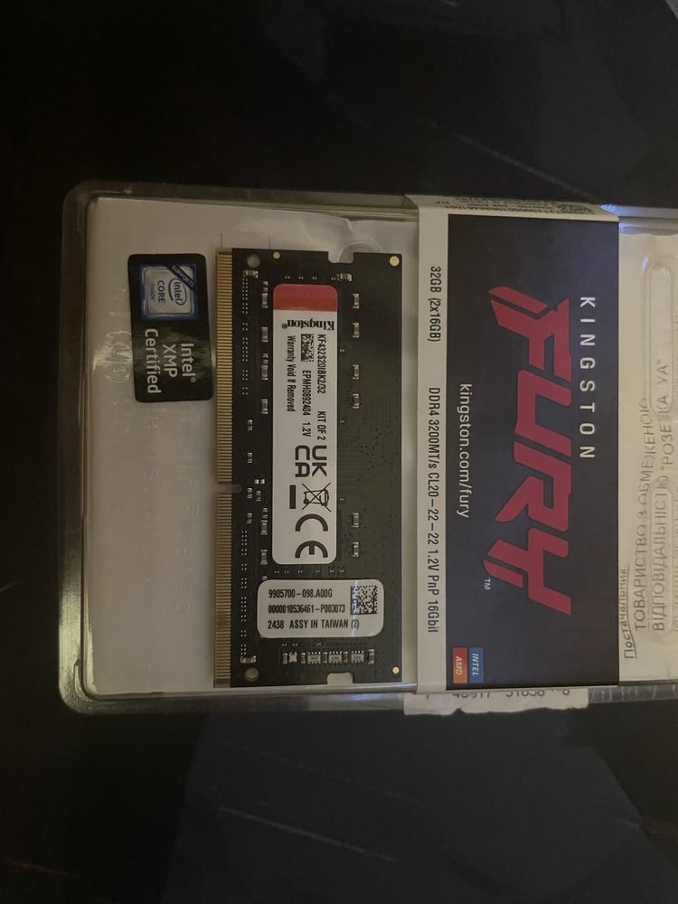 Оперативна памʼять для ноутбука Kingston FURY 16Gb DDR4 3200Mhz.