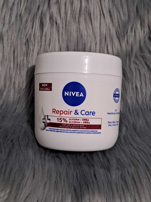 NIVEA Repair & Care Krem 72h nawilżenia, skóra sucha Gliceryna i Wit E
