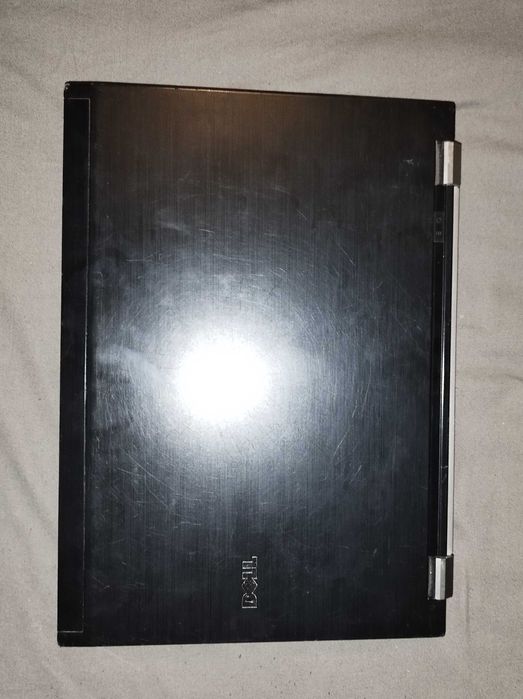 Laptop HP / DELL / OPIS