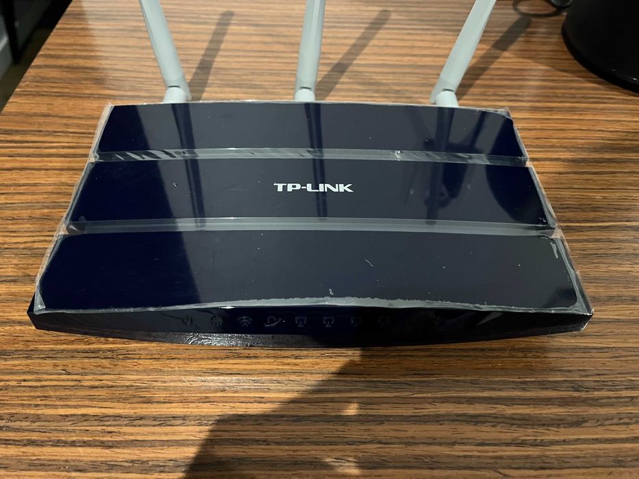 TP Link 45MBPS Wireless N Gigabit Router, Model TL-WR1043ND