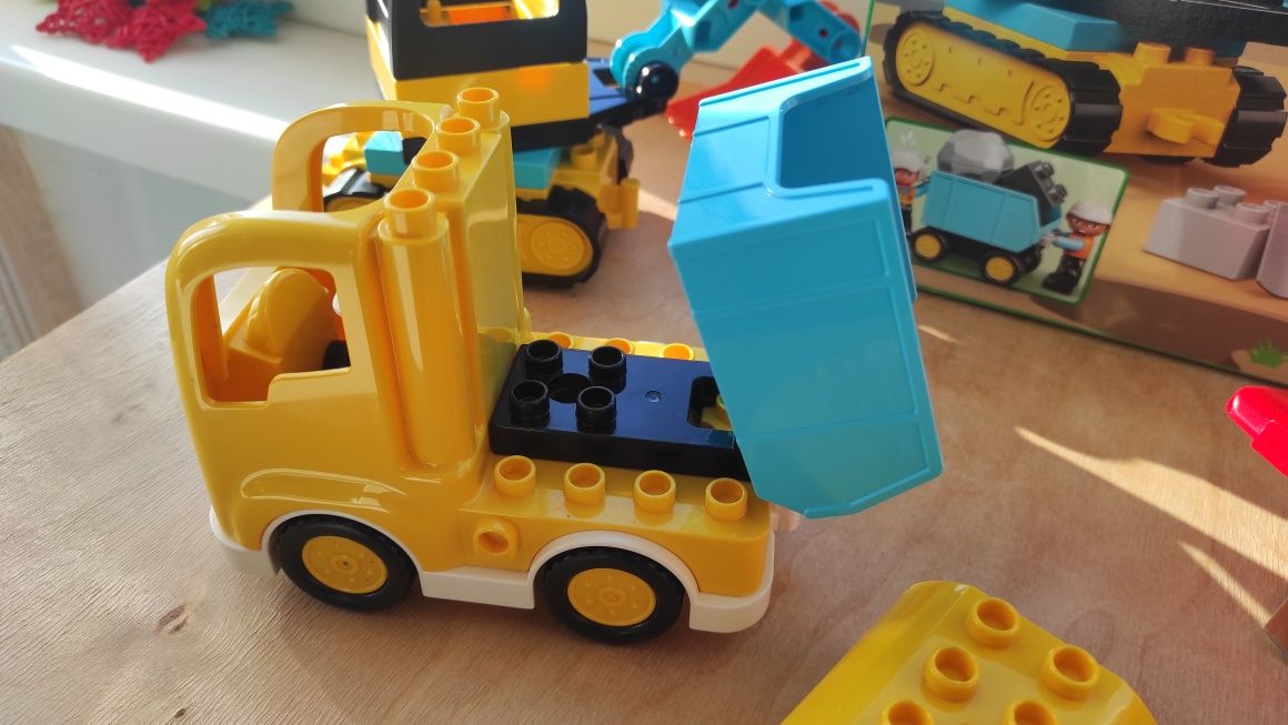 Lego Duplo набор из двух видов