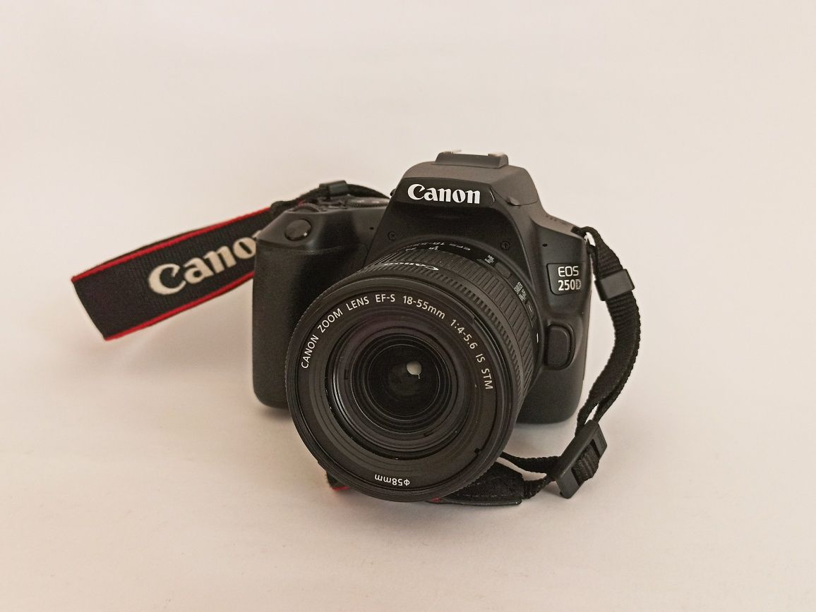 Фотоапарат Canon 250d+ сумка+карта пам'яті 128гб