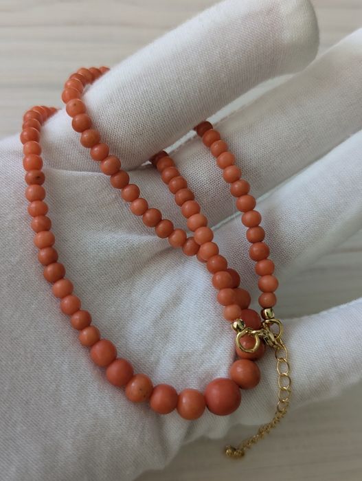 Намисто з середземноморського благородного коралу