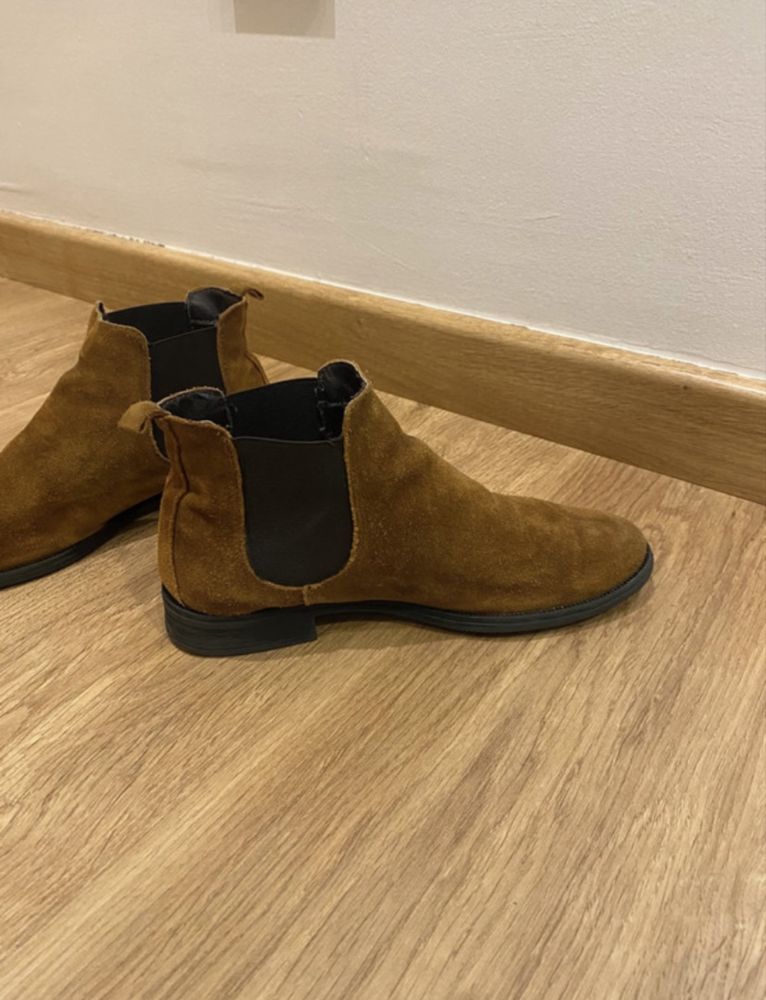 Botas de camurça