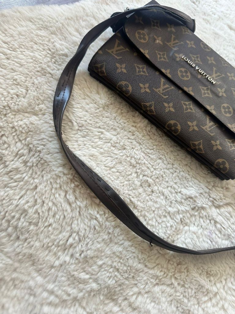Torebka listonoszka Louis Vuitton