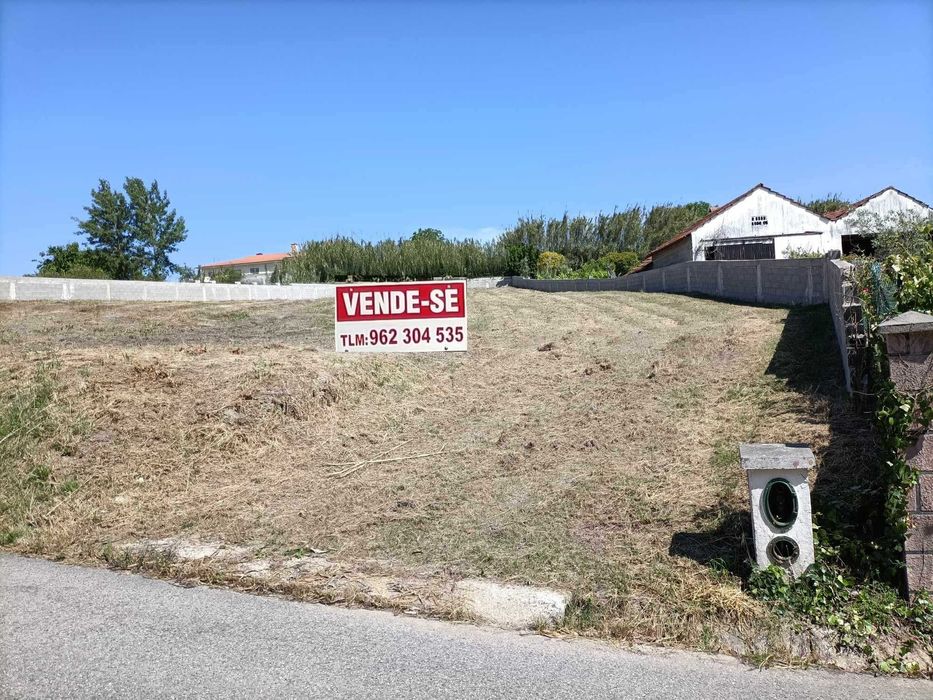 Terreno Exclusivo em Paço, Almagreira - 1980m² com Projeto Aprovado