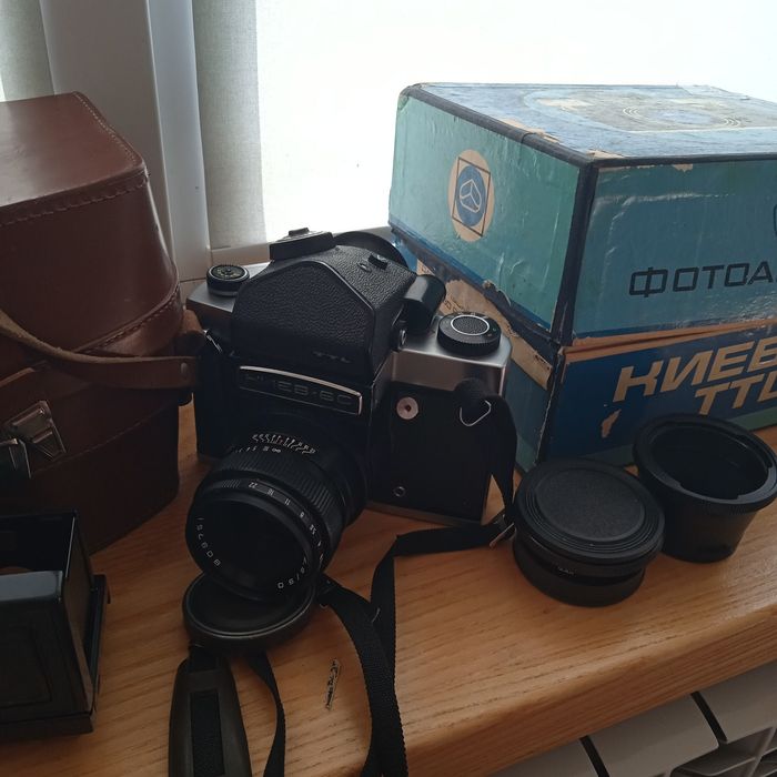 średnioformatowy aparat Kiev 60 TTL w idealnym stanie,
