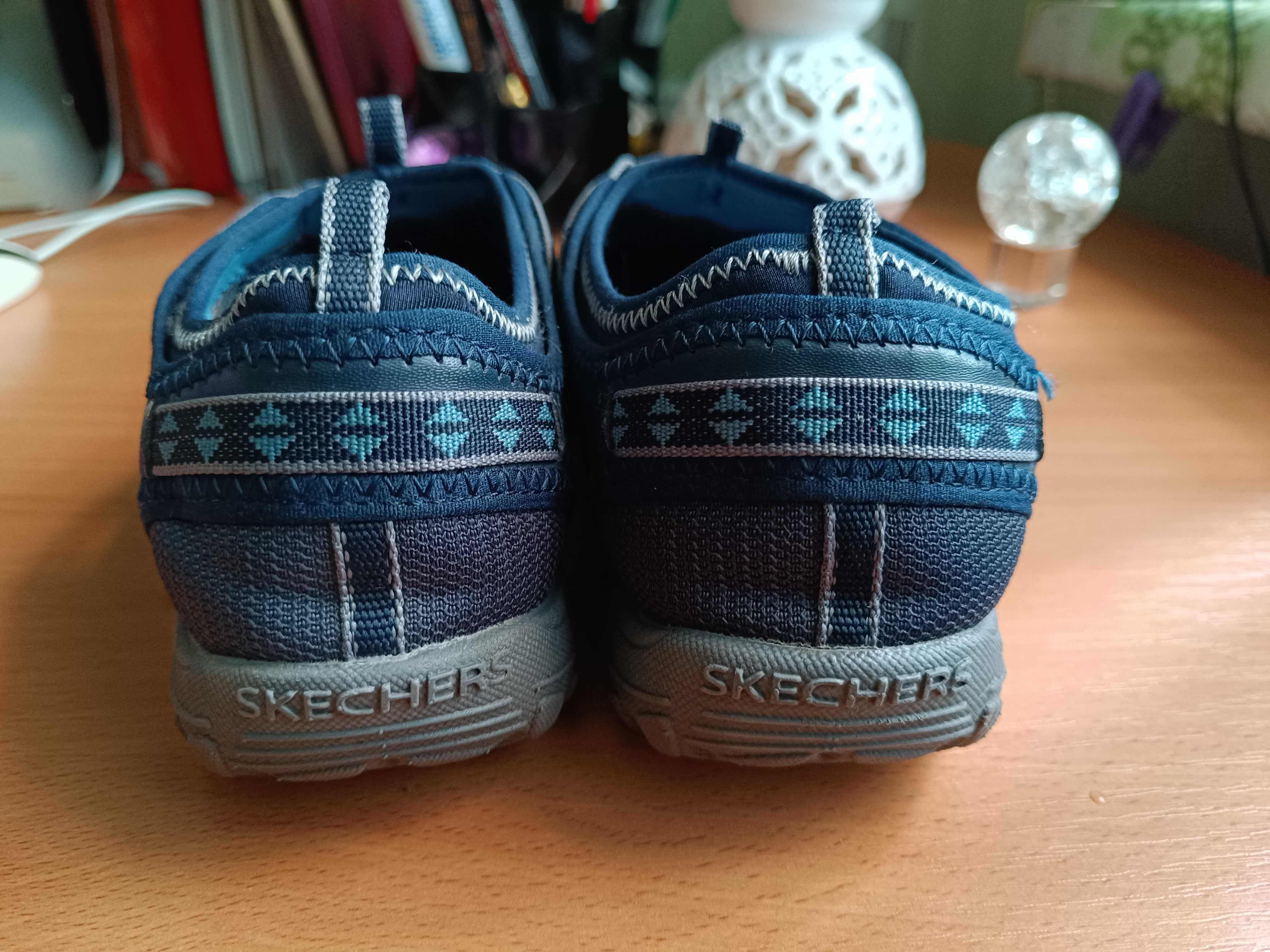 Кроссовки без шнурков Skechers весна-лето 37-38 р / 24см бу отл сост