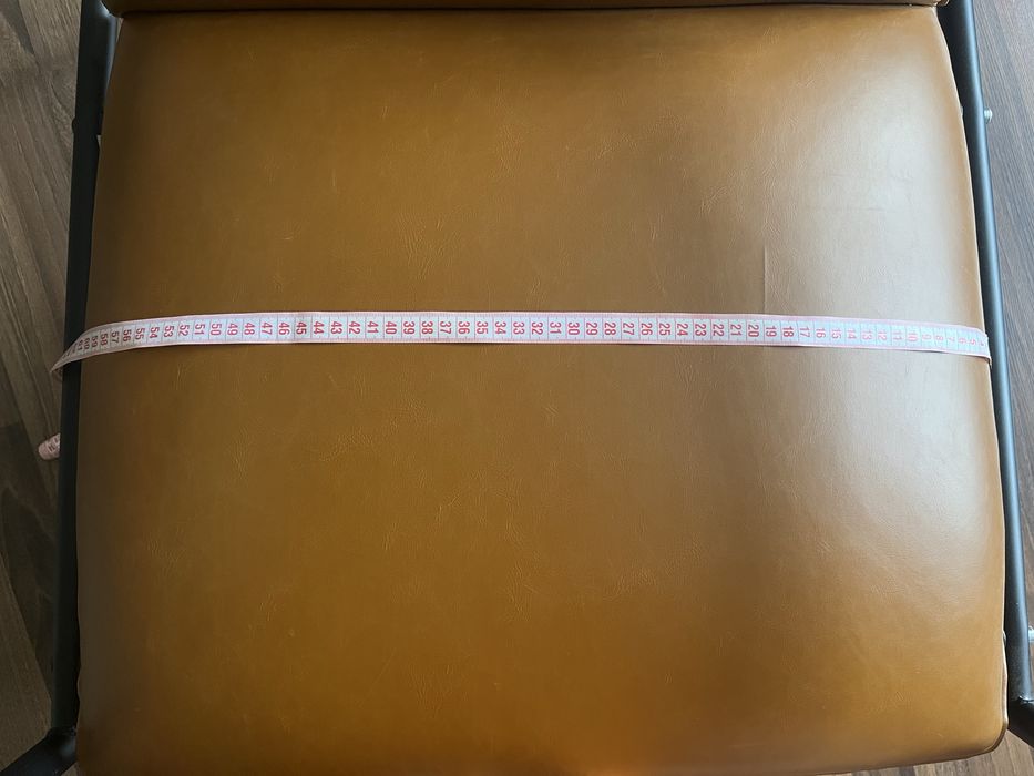 Продам 2 офісні крісла