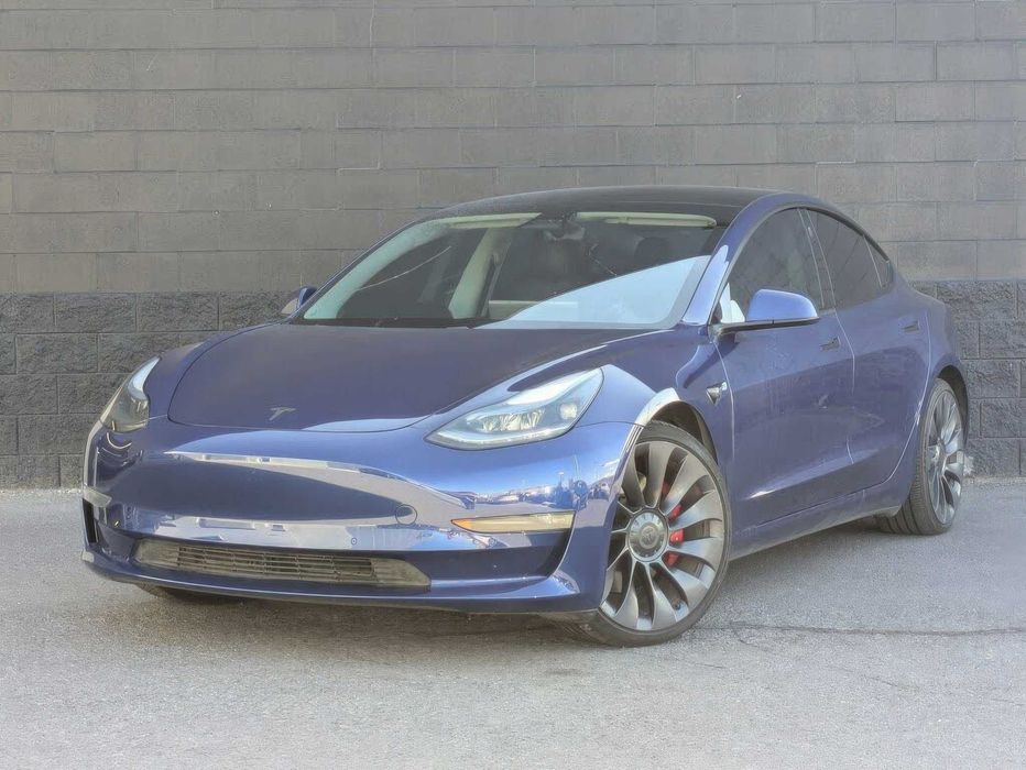 Tesla Model 3 Performance      2021