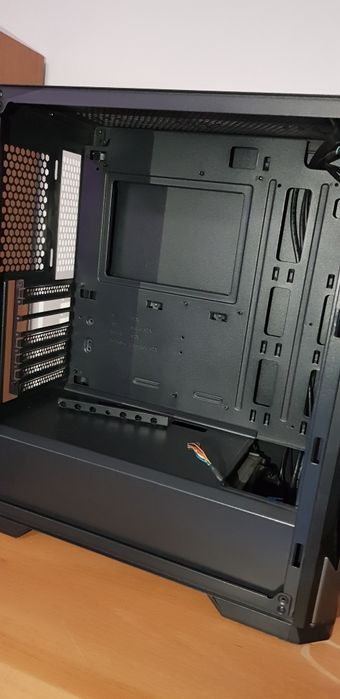 Caixa ATX Ntech Slayer Rx220T usada