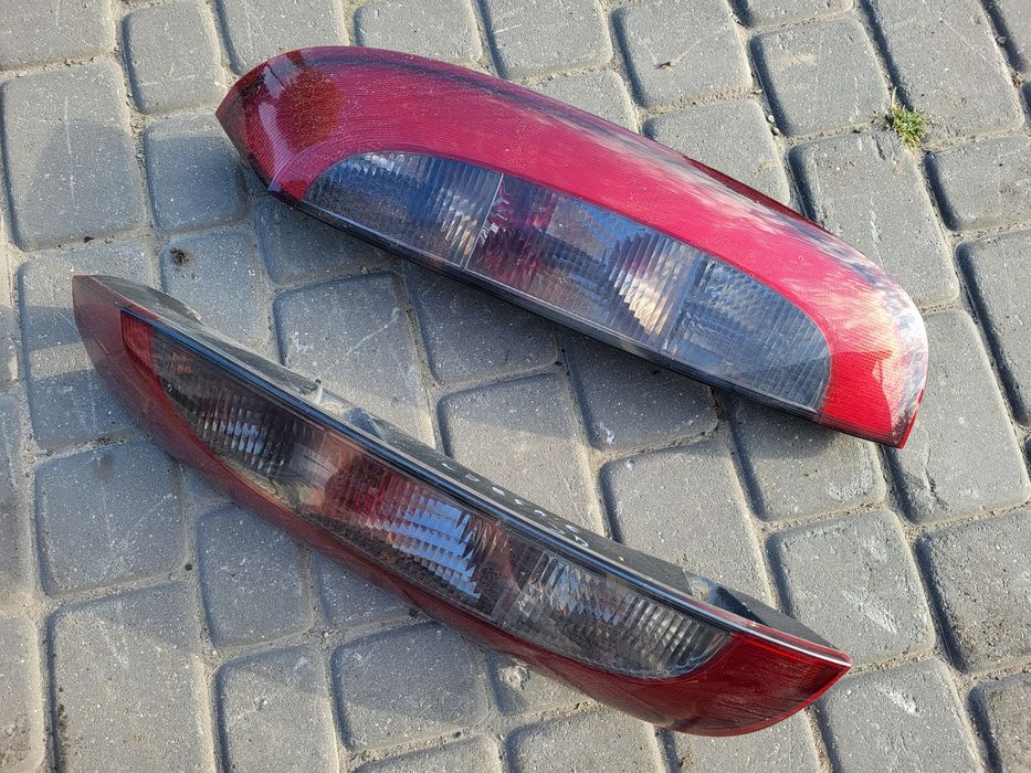 Lampa tylna opel corsa c 3d kompletna
