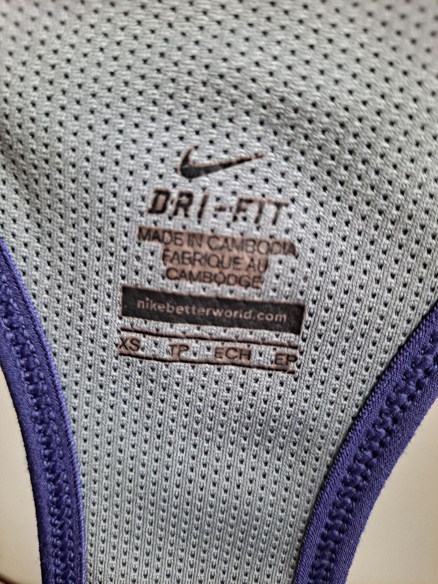 Sportowa bluzka Nike xs