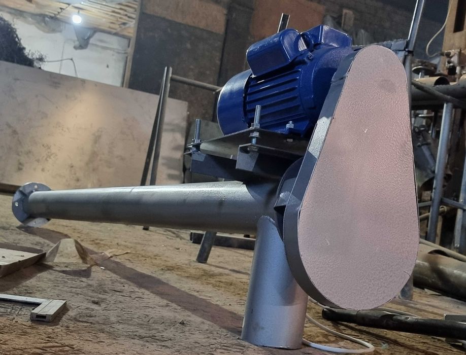 Купити шнек для зерна шнековый погрузчик навантажувач транспортер