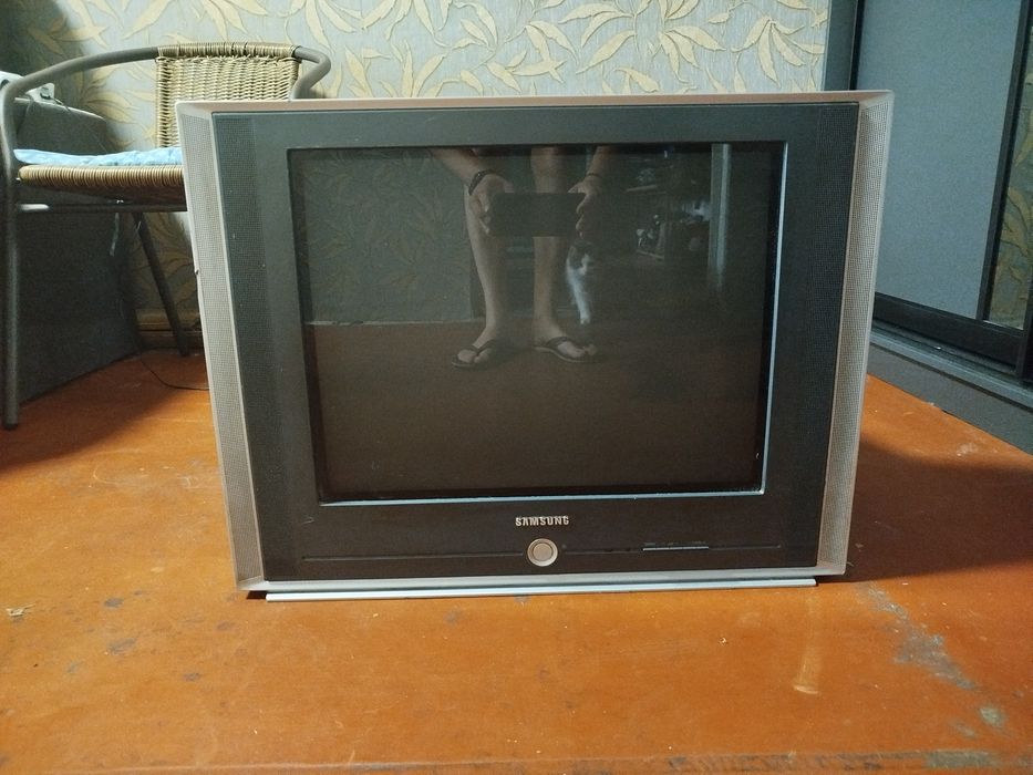 Продам ТВ Samsung