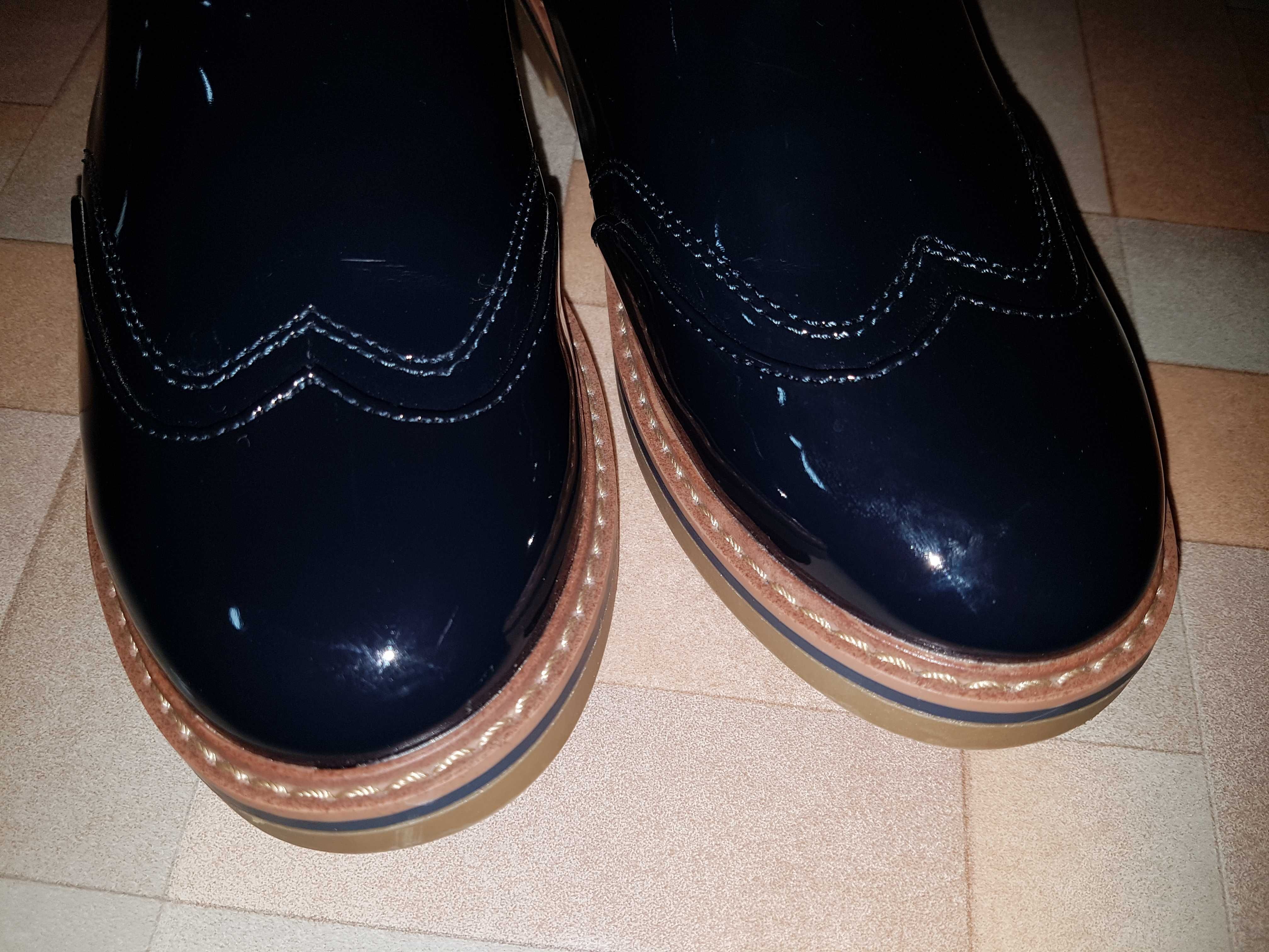 Ботинки Zara челси лаковые 38 р-р 24,5 см темно-синие