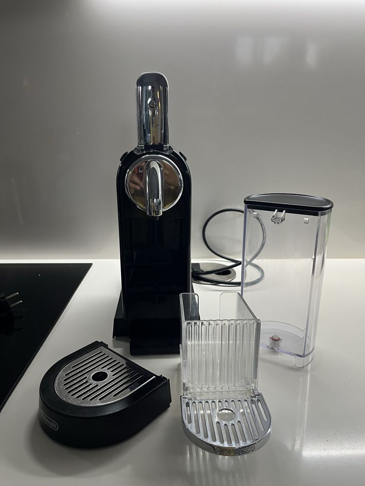Máquina de café Nespresso Delongui
