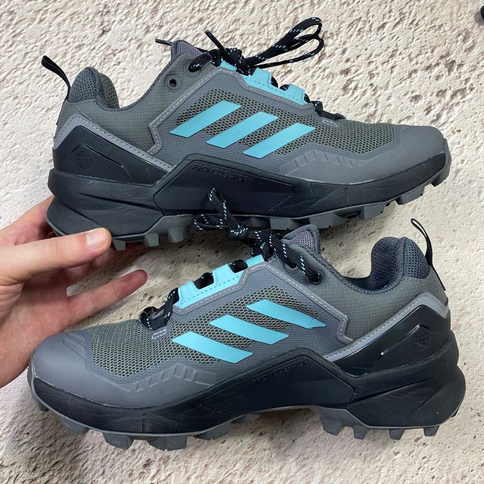 hp8716 оригінал трекінгові кросівки adidas terrex swift r3 goretex