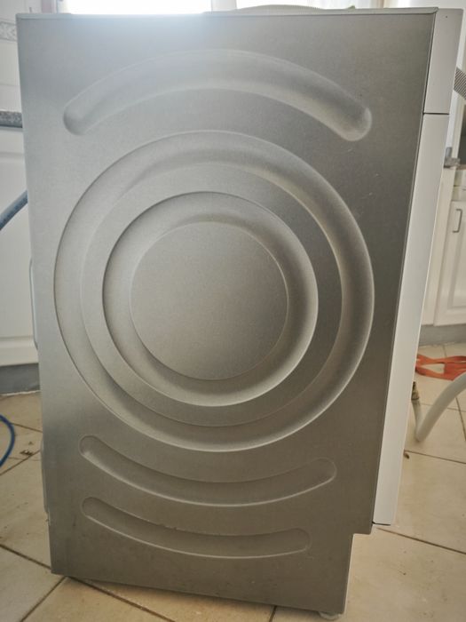 Máquina de Encastrar em moveis Lavar Roupa Bosch A+++ (PVP 800€)