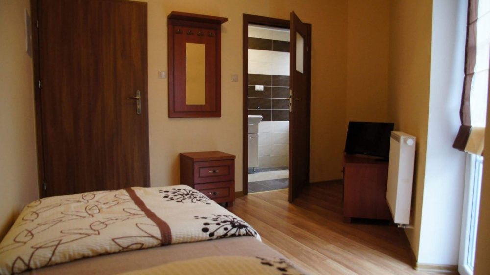 Noclegi Żory -Willa 72, pokoje, hotel, pokoje dla pracowników firm