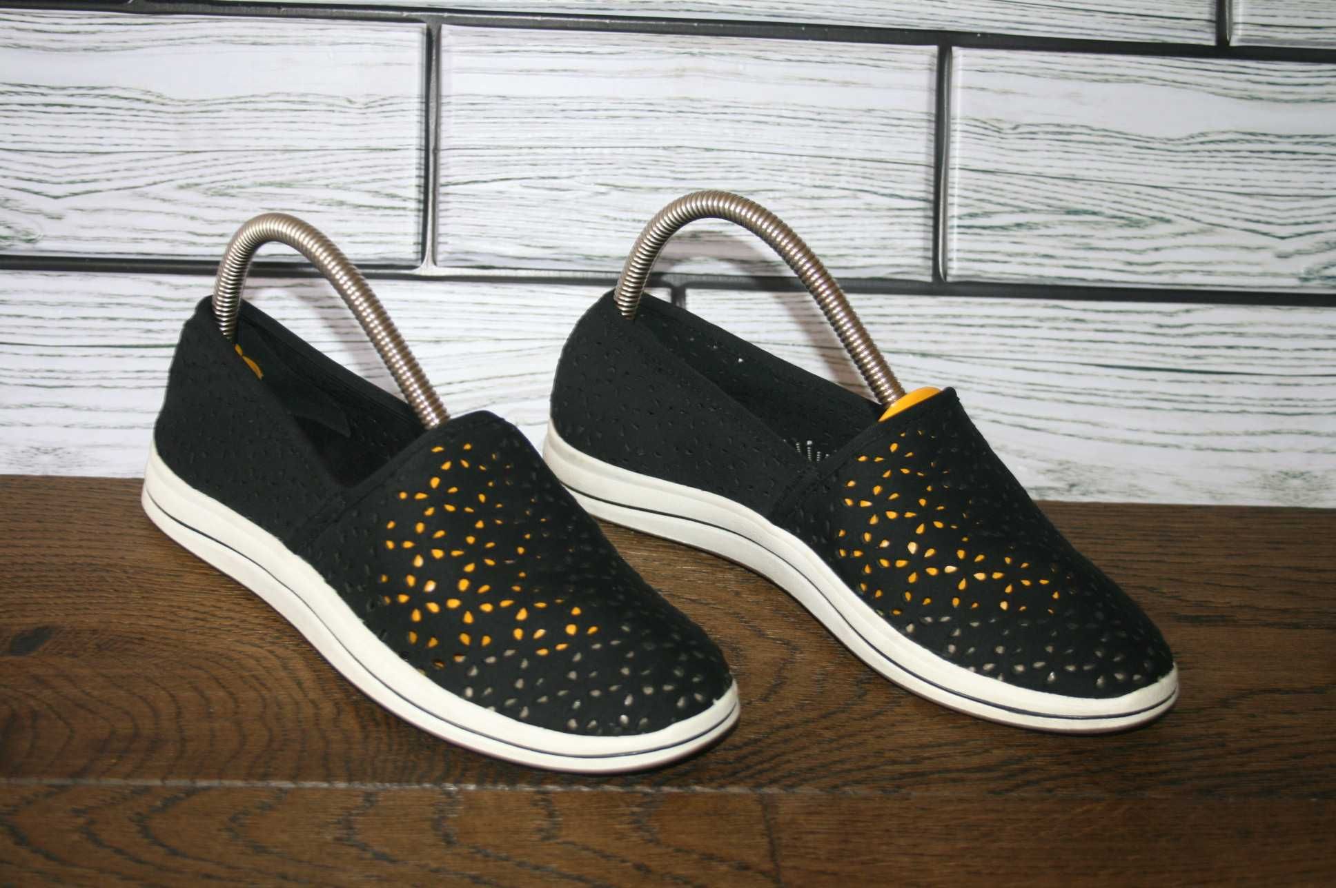 Мокасины Clarks  невесомые 36р.(22, 5 см)