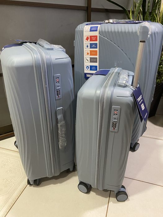 Чемодан .Вазеза з поліпропілену  .Великий асортимент .