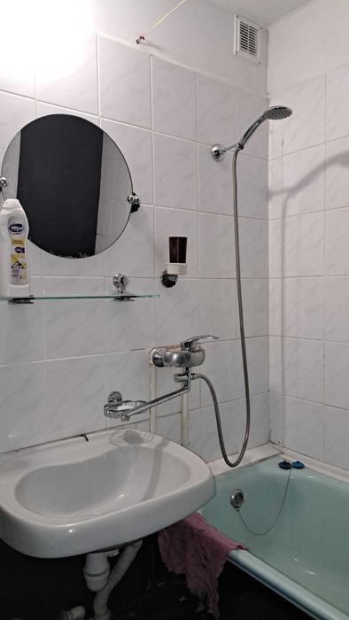 1 кім кв. ЦЕНТР, МИТНИЦЯ спуск Палац Одружень. Меблі, частково техніка