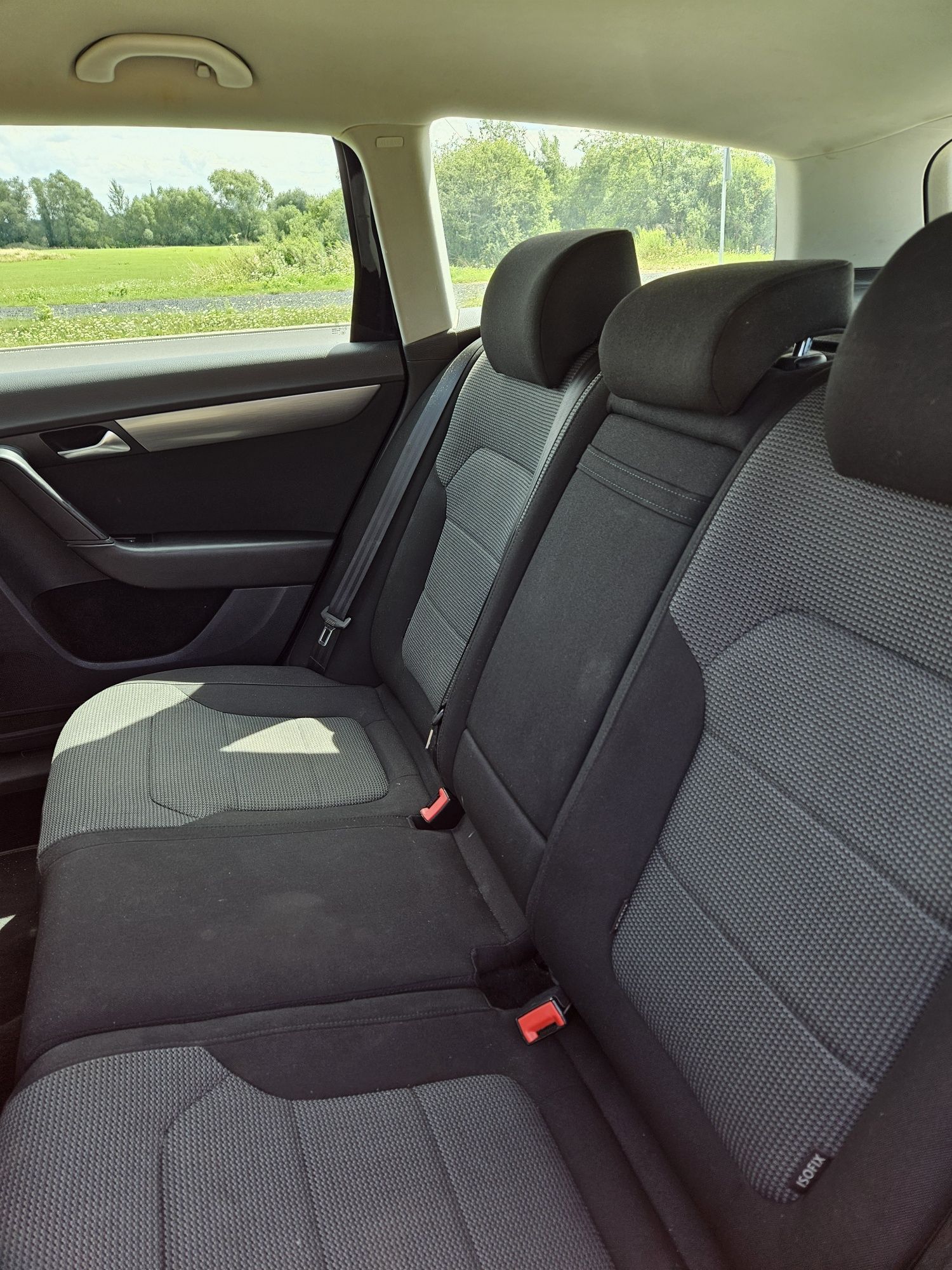 Passat b7 kombi automat 2014 r. 140 KM, 530 tys. km