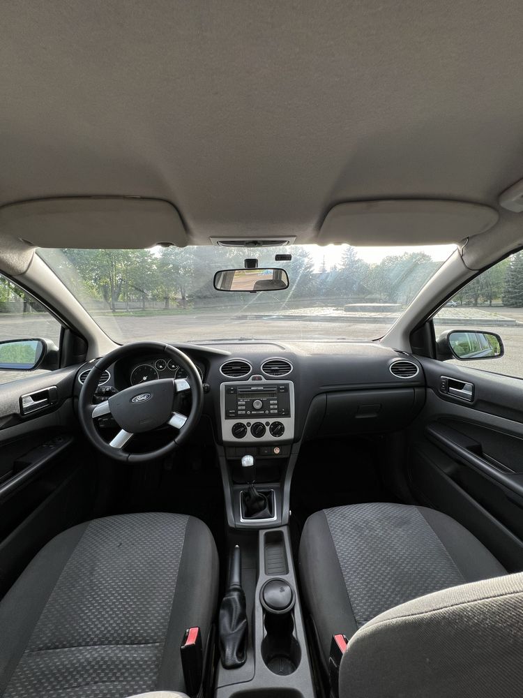 В продажі авто Ford Focus 1.6