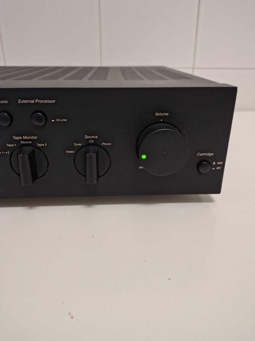 Amplificador Harman Kardon