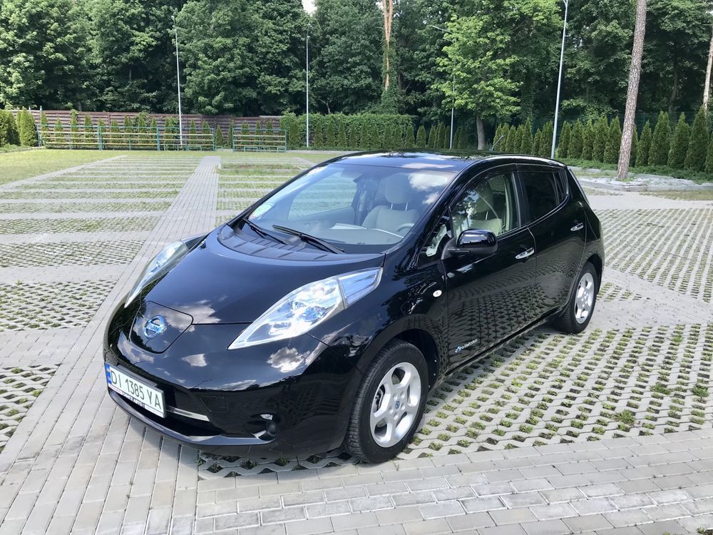 Продам Nissan Leaf SV 24 kw с Webasto