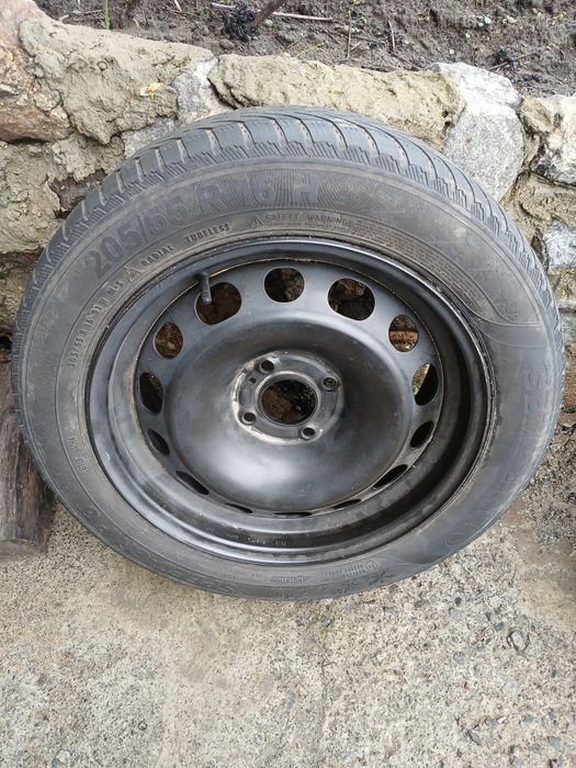 Продам зимние шины размер : 225/45/17 -дюймов